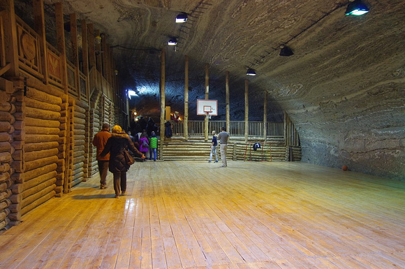 Bochnia - kopalnia soli - sala gimnastyczna